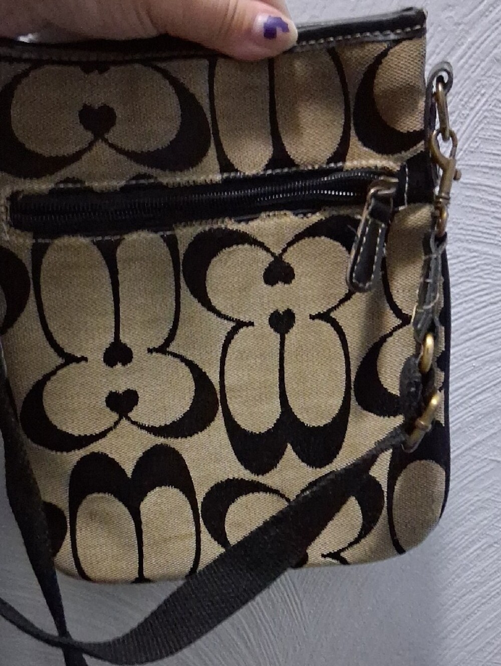 Coach Khaki and Brown Signature Crossbody - Picture 4 of 6